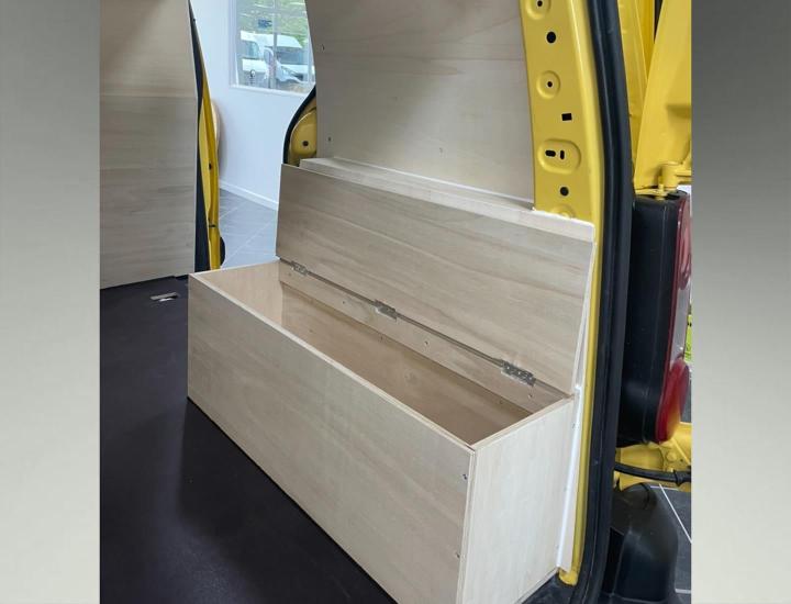 Aménagement intérieur et extérieur Citroën Jumper L2H2 Vaujours