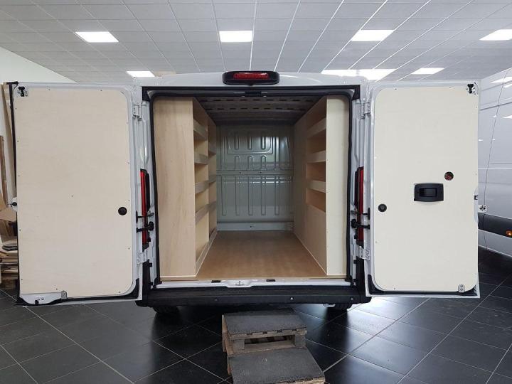 Aménagement intérieur et extérieur Peugeot Expert Long Vaujours