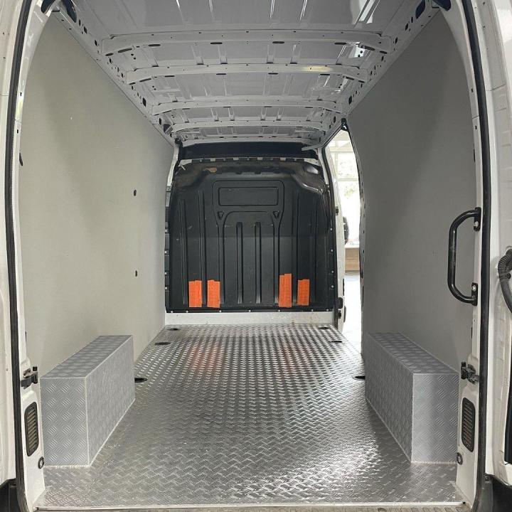 Aménagement intérieur de véhicules utilitaires Vaujours