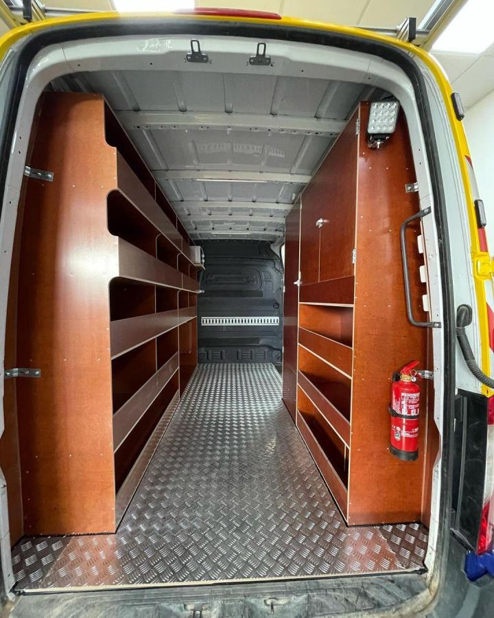 Équipement extérieur de véhicules utilitaires Vaujours