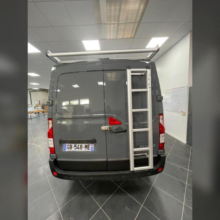 Aménagement intérieur et extérieur Renault Master L1H1 Vaujours