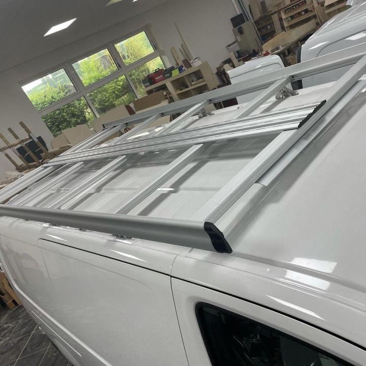 Équipement extérieur de véhicules utilitaires Vaujours