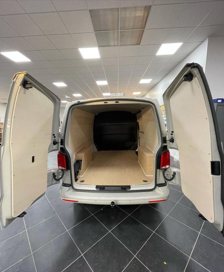 Aménagement intérieur de véhicules utilitaires Vaujours