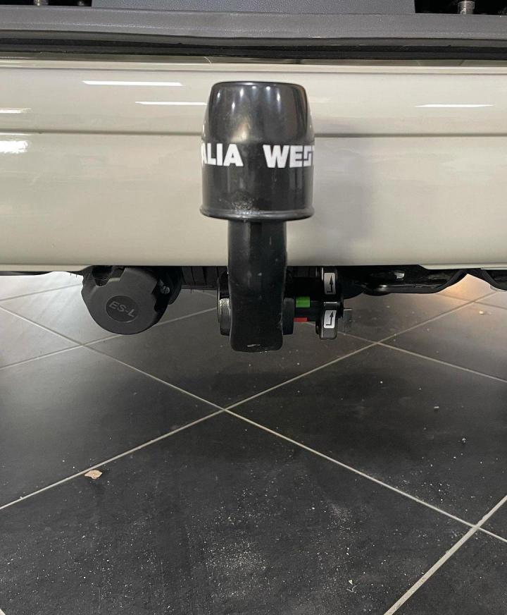 Équipement extérieur de véhicules utilitaires Vaujours